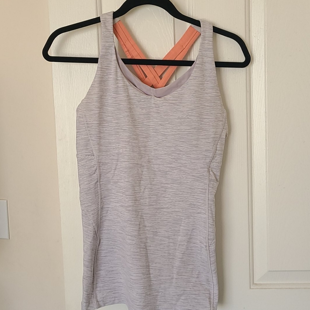 Lululemon Stash and run tank with pads